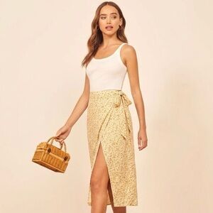 100% Linen Ditzy Floral Faux Wrap Skirt with Pockets!